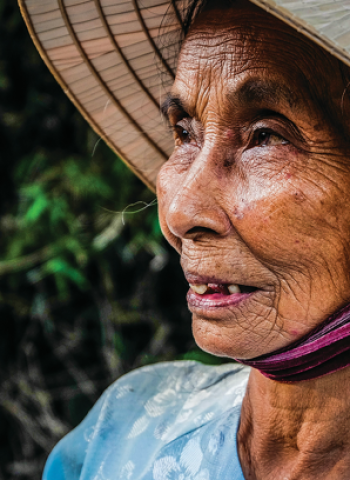 40歲後出現「老人味」？醫師解析原因並教你有效消除方法