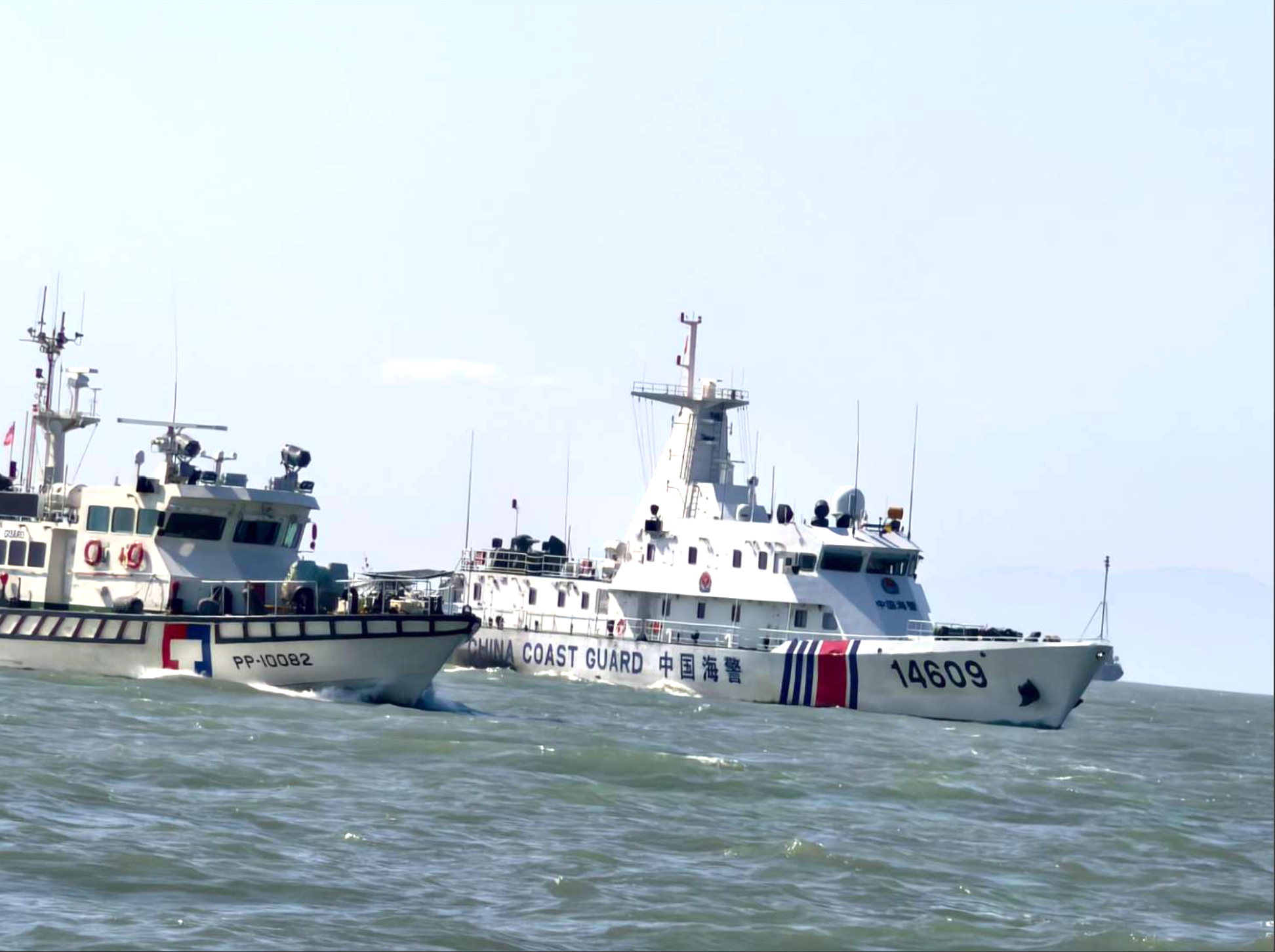 面對中國軍演施壓　海軍與海巡聯手監控守護國人平安入夜