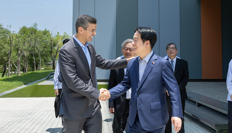 巴拉圭總統貝尼亞參訪南部科學園區　賴清德分享臺灣科技發展經驗