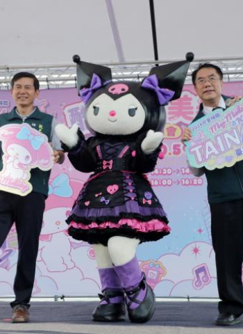 夢幻相遇！美樂蒂與酷洛米現身安平碼頭，臺南市市長黃偉哲邀民眾共度卡哇伊盛會