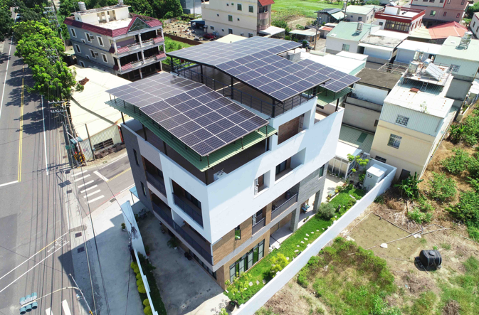 114-115年補助上路！21縣市齊力推光電　經濟部核定13億元支持屋頂綠能
