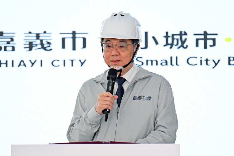 行政院長卓榮泰視察嘉義市西區全民運動館　拚今年9月9日營運打造全民運動與選手培育基地