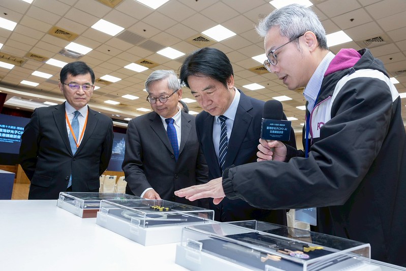 AI布局全面啟動　賴清德總統出席AI新十大建設關鍵技術座談會　盼產官學研共築臺灣競爭力