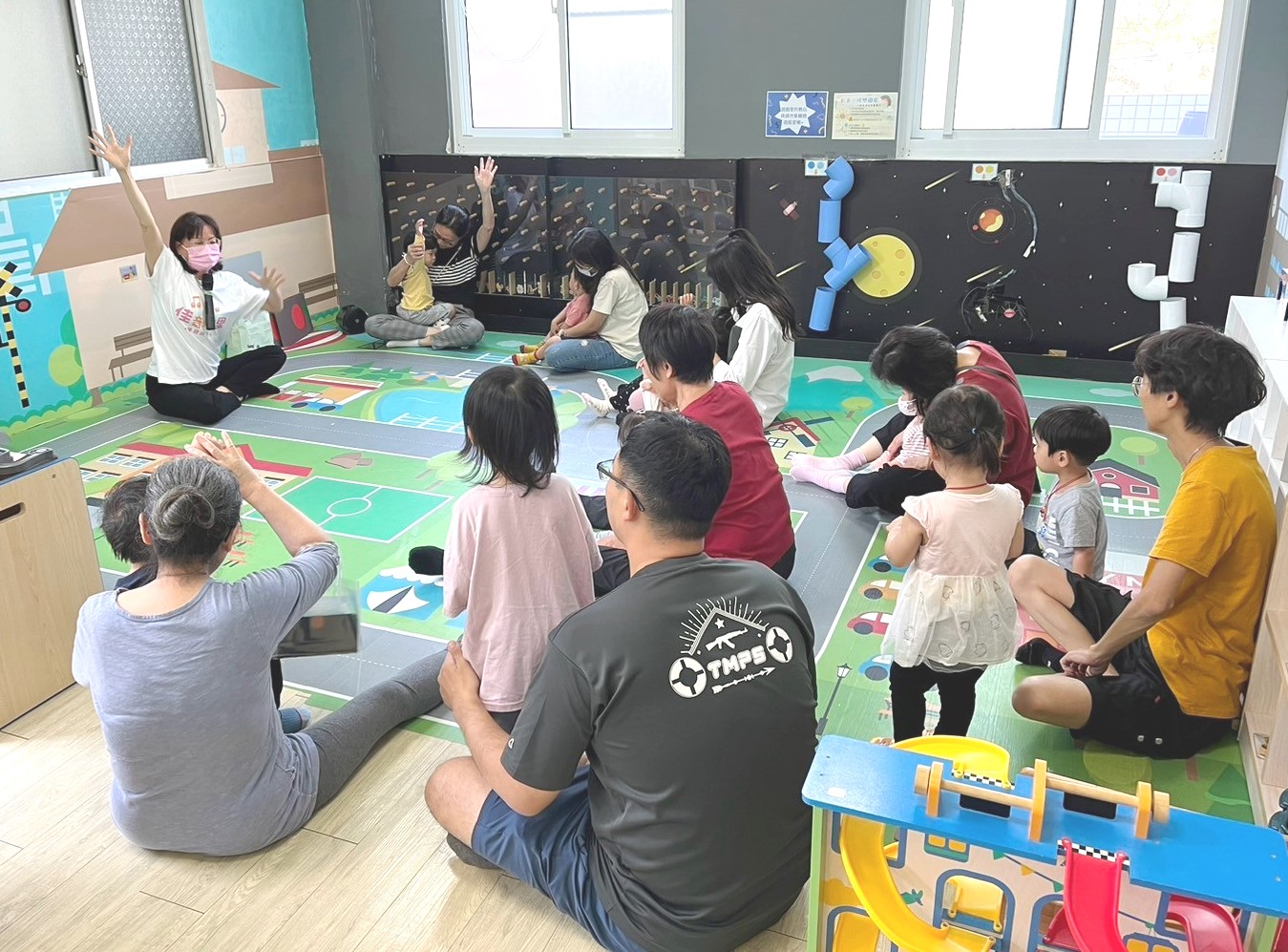 親子館計畫全面升級！臺南市長黃偉哲打造全新托育支持網