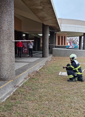 澎湖消防局第二大隊漁翁島遊客中心進行消防搶救演練