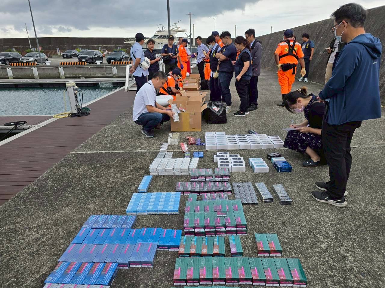 跨機關合作展成效 海巡署、海關聯手破獲烏石港遊艇走私加熱菸，守護國人健康與市場秩序