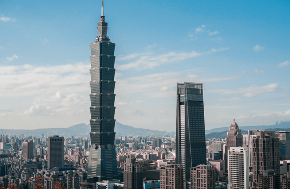 房市急凍四大房仲7月交易量 年減逾四成 月減雙位數 專家揭露讓利是破局關鍵