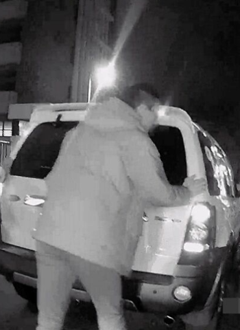 汽車拋錨路中央 澎湖縣啟明警即刻救援 確保交通安全