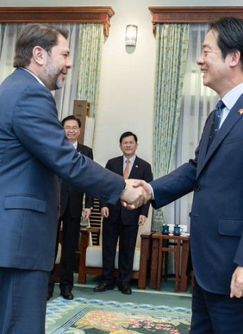 賴清德接見美國聯邦參議員蓋耶哥訪問團，重申捍衛和平決心，並促進高科技與經貿合作