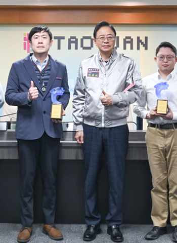 桃園市市民卡APP奪雲端物聯網創新獎　桃園市長張善政：深化應用讓數位轉型真正落實智慧便民